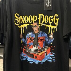 Snoop Dogg  T-Shirt  Black  Size Large